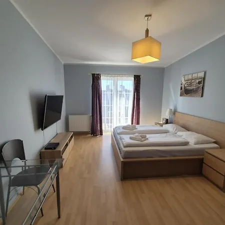 Regina Maris Piekny By Renters